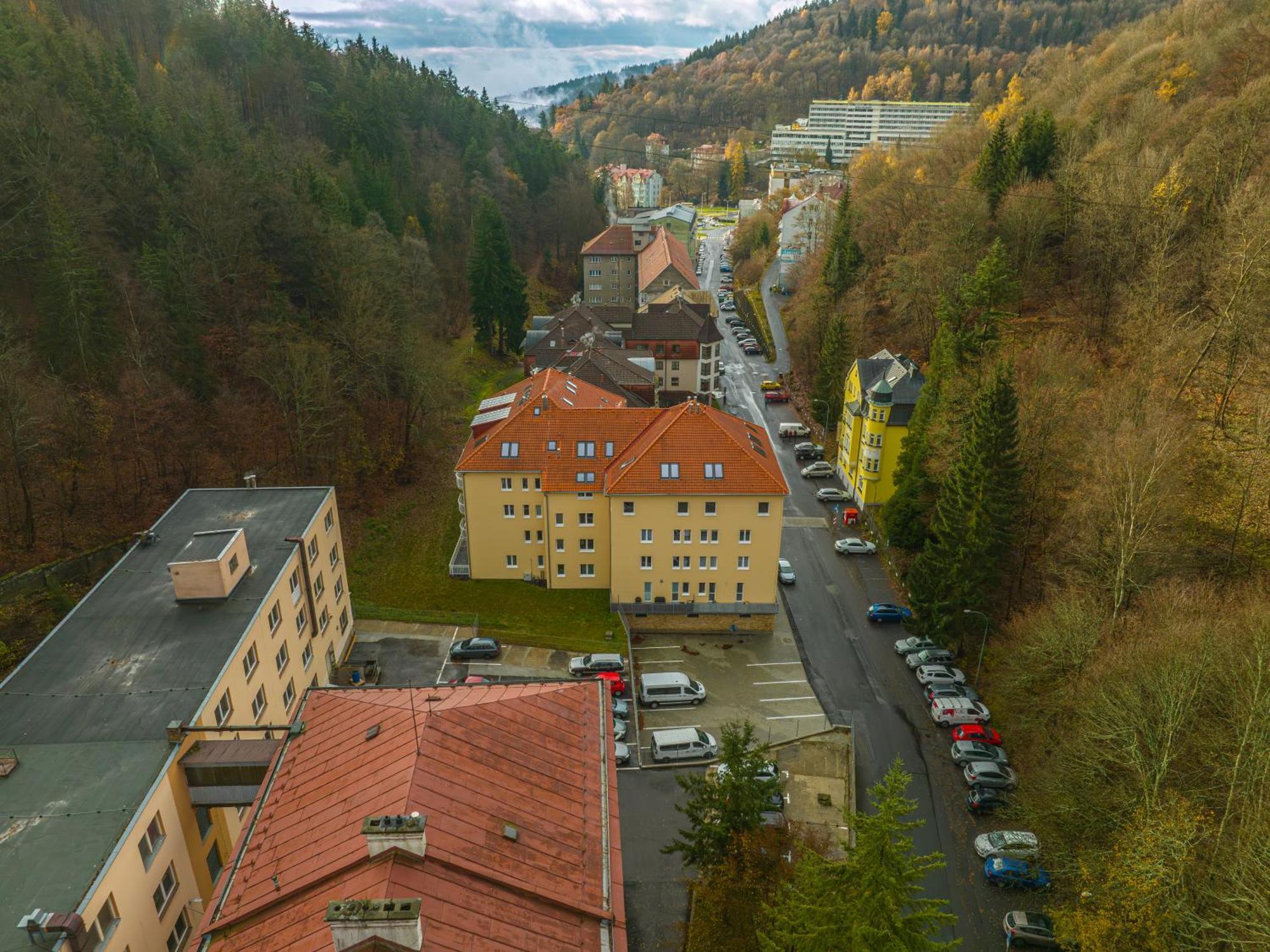 Apartman Claudia - Rezidence K Lanovce Jáchymov Exteriör bild