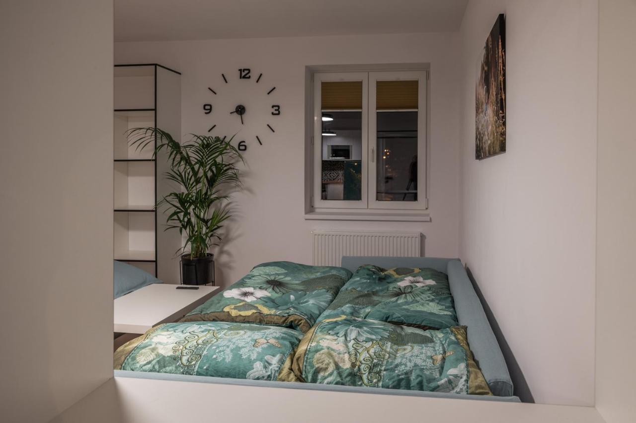 Apartman Claudia - Rezidence K Lanovce Jáchymov Exteriör bild